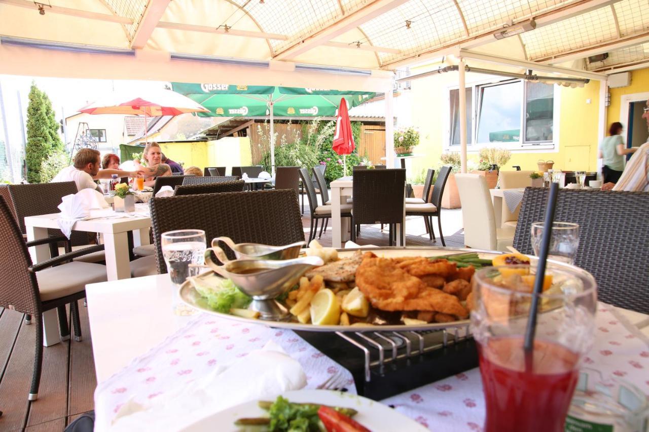 Köflach Hotel Reinisch מראה חיצוני תמונה